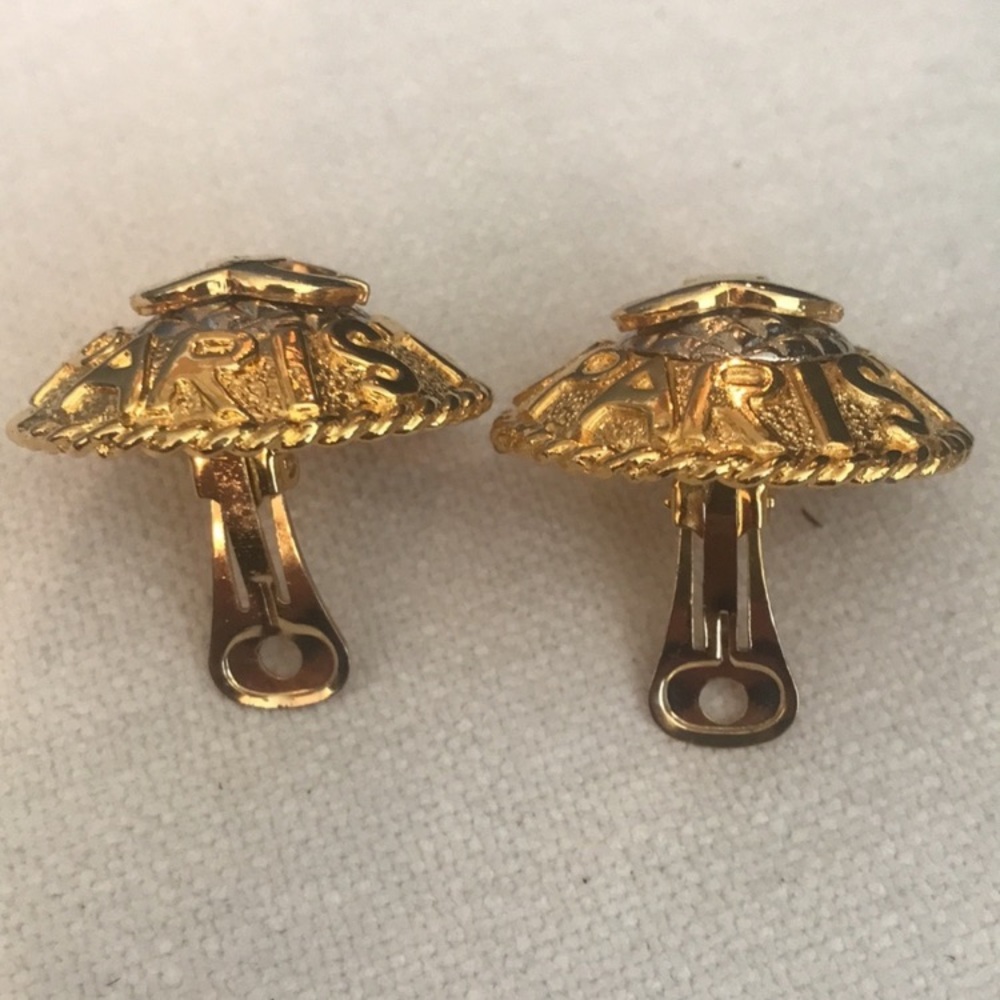 CHANEL Vintage Gold-Tone & Silver-Tone Clip On Earrings - Picture 5 of 13